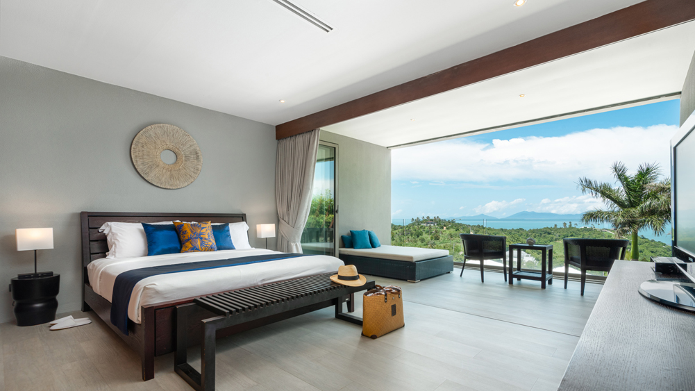 Suralai bedroom